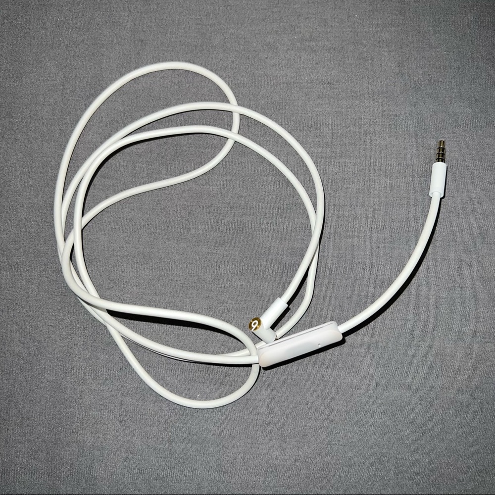 Beats studio3 headphones - Picture 7 of 15